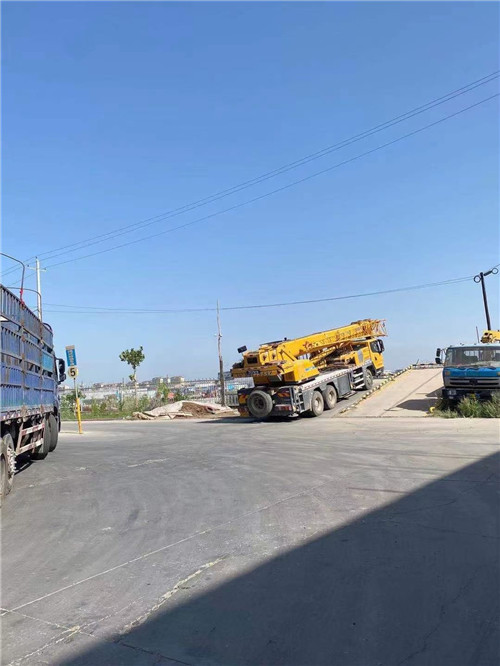 孟州市25吨吊车的租赁价格大概是多少？